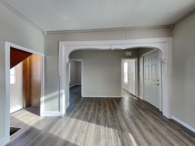 1115 19th Avenue NE, Minneapolis, MN 55418