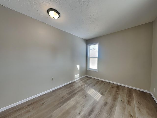 1115 19th Avenue NE, Minneapolis, MN 55418