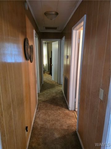 816 4th NW, Reform, AL 35481