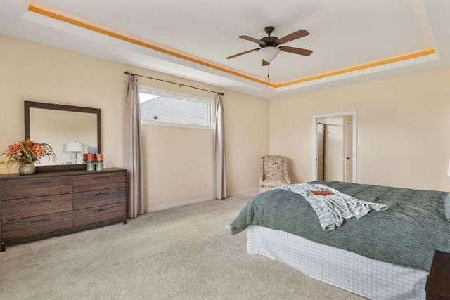 5310 Baraboo Court, Davenport, IA 52804