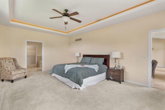 5310 Baraboo Court, Davenport, IA 52804