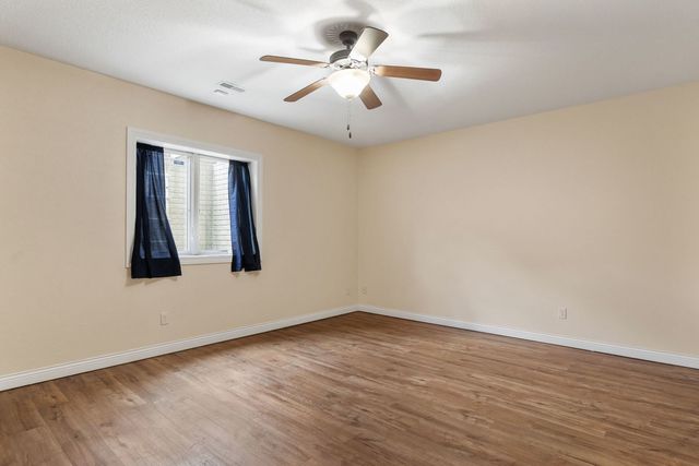 5310 Baraboo Court, Davenport, IA 52804