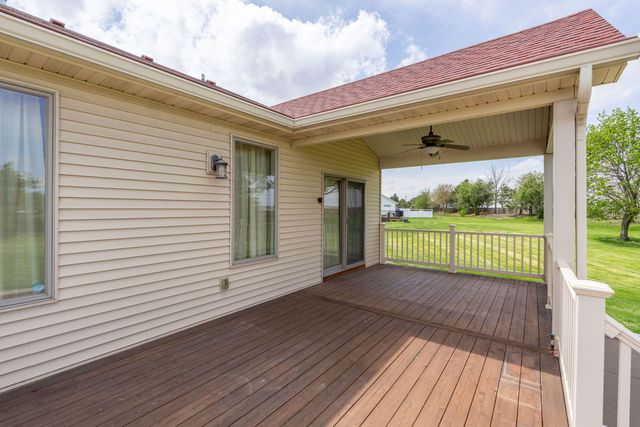 5310 Baraboo Court, Davenport, IA 52804