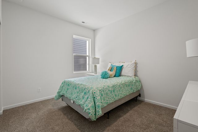 2913 Old Castle Road, Joliet, IL 60435