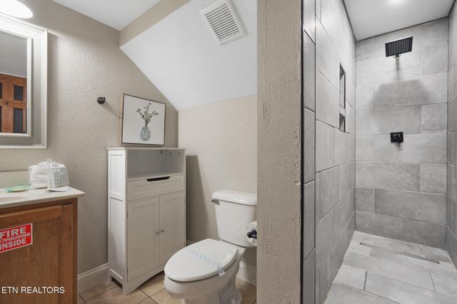 2968 Smoky Bluff Tr, Sevierville, TN 37862