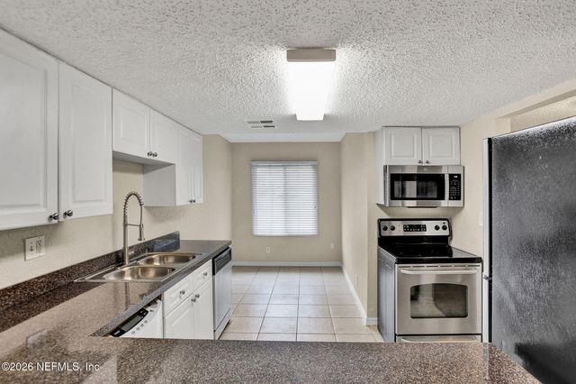 355 MONUMENT Road 12 A1, Jacksonville, FL 32225
