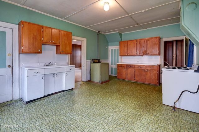 12 Cady Street, Johnstown, NY 12095