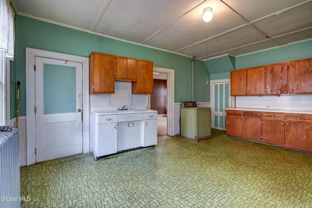 12 Cady Street, Johnstown, NY 12095