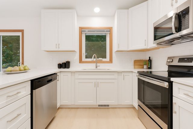 14220 Davenport Path, Rosemount, MN 55068