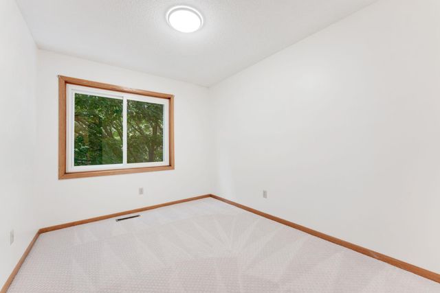 14220 Davenport Path, Rosemount, MN 55068