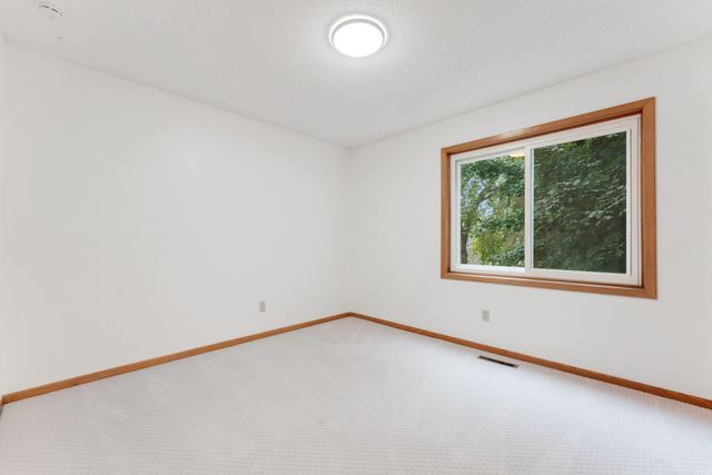 14220 Davenport Path, Rosemount, MN 55068