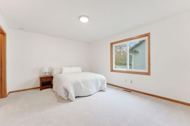 14220 Davenport Path, Rosemount, MN 55068