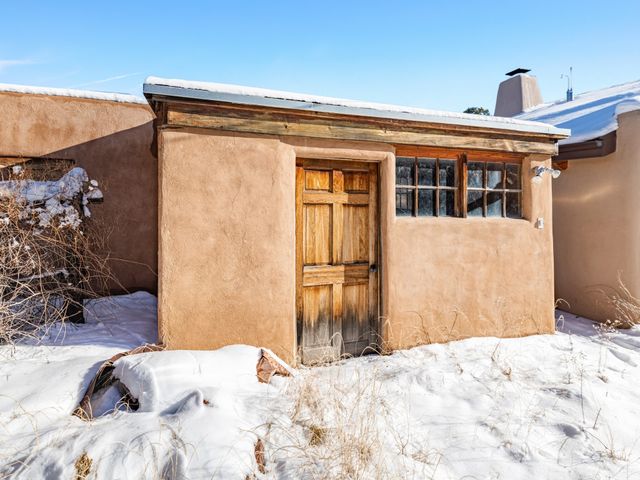 32 Timberwick Road, Santa Fe, NM 87508