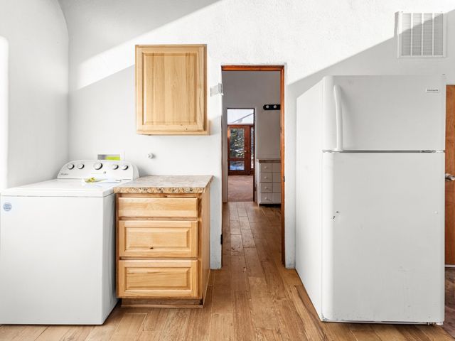 32 Timberwick Road, Santa Fe, NM 87508