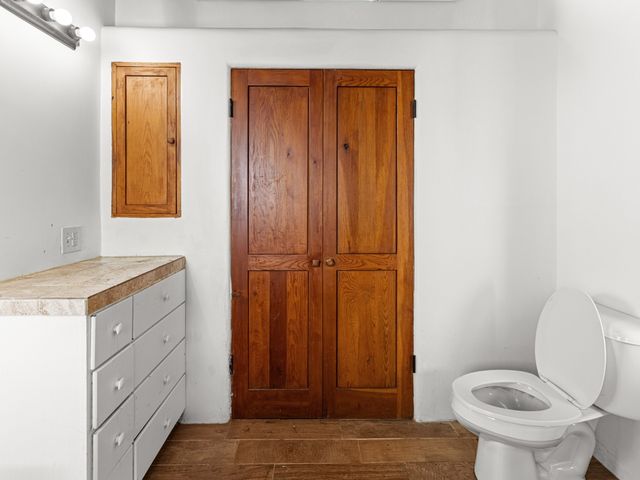 32 Timberwick Road, Santa Fe, NM 87508