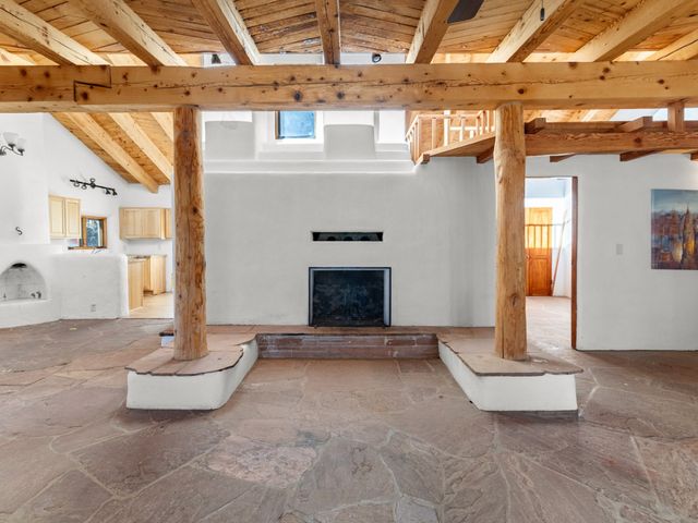 32 Timberwick Road, Santa Fe, NM 87508