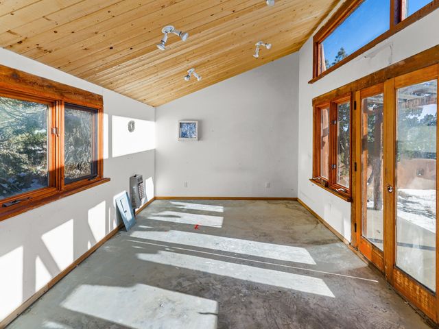 32 Timberwick Road, Santa Fe, NM 87508
