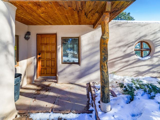 32 Timberwick Road, Santa Fe, NM 87508