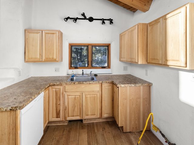 32 Timberwick Road, Santa Fe, NM 87508