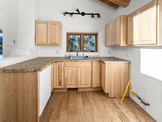 32 Timberwick Road, Santa Fe, NM 87508