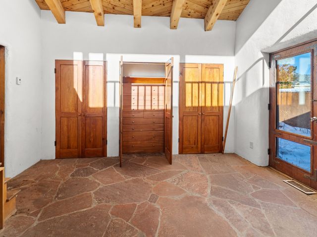 32 Timberwick Road, Santa Fe, NM 87508