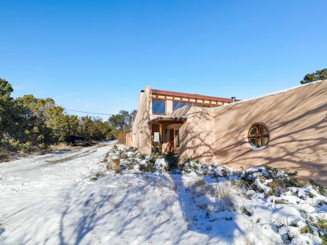 32 Timberwick Road, Santa Fe, NM 87508