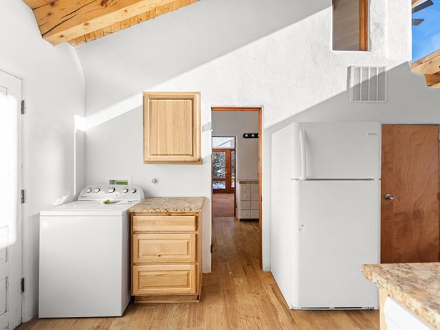 32 Timberwick Road, Santa Fe, NM 87508