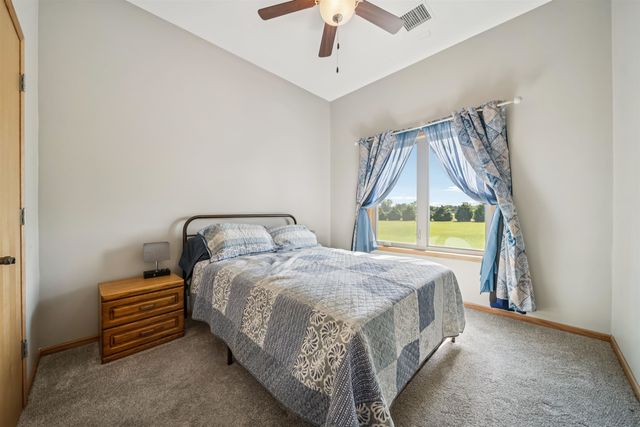 924 E Chukker Ln, Haysville, KS 67060