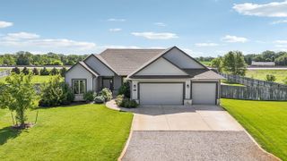 924 E Chukker Ln, Haysville, KS 67060