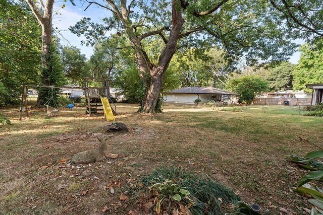 630 W Broadmoor Street, Springfield, MO 65807