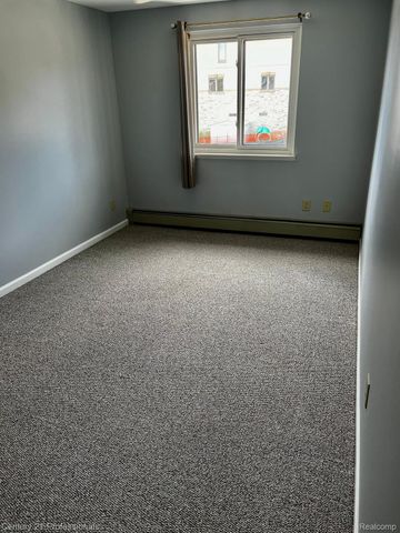 4997 Grand Court, West Bloomfield Charter Township, MI 48324