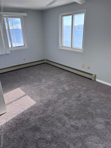 4997 Grand Court, West Bloomfield Charter Township, MI 48324