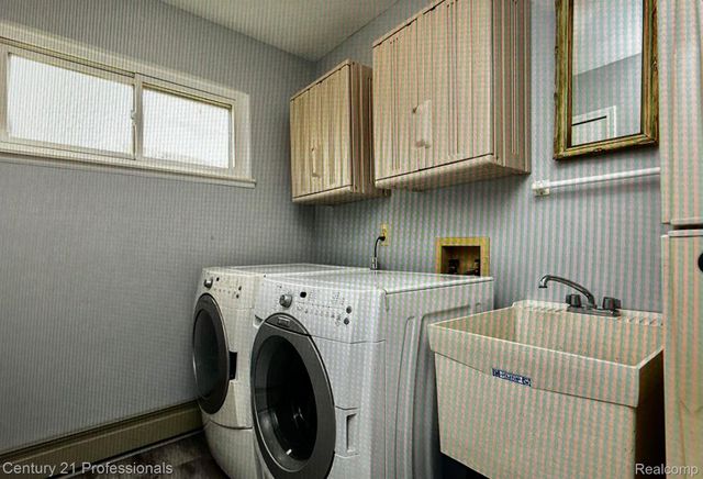 4997 Grand Court, West Bloomfield Charter Township, MI 48324