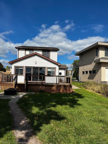 4997 Grand Court, West Bloomfield Charter Township, MI 48324