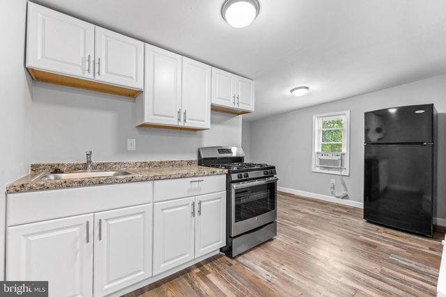 319 S AUGUSTA AVE #3RD FLOOR, Baltimore, MD 21229