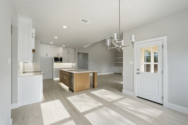 458 Sunrise Trail, Corsicana, TX 75109