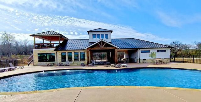 458 Sunrise Trail, Corsicana, TX 75109