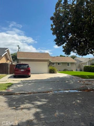 1342 W Southgate, Fullerton, CA 92833