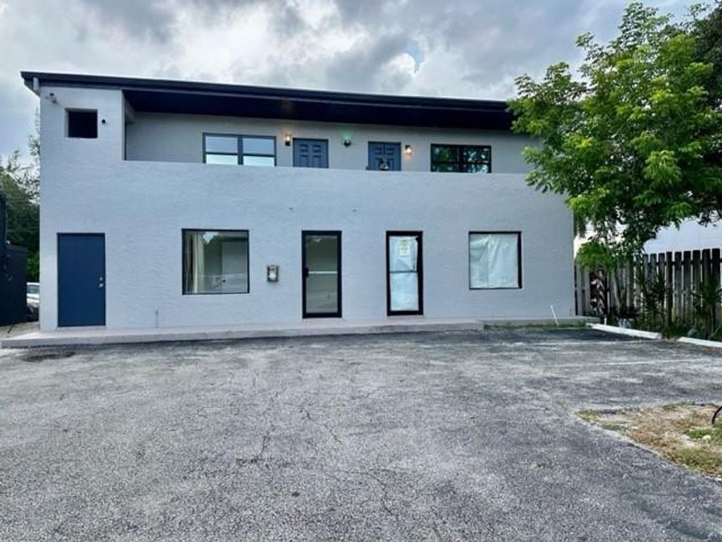 1337 NE 4TH Avenue, Fort Lauderdale, FL 33304