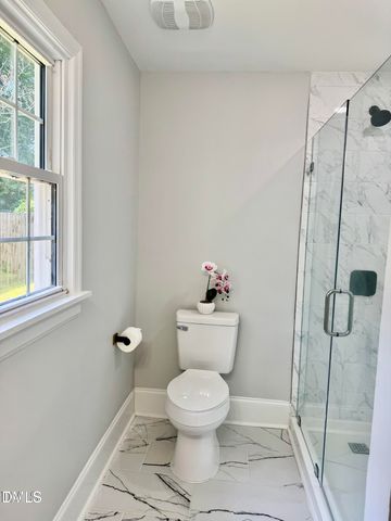 128 Carolina Avenue, Henderson, NC 27536