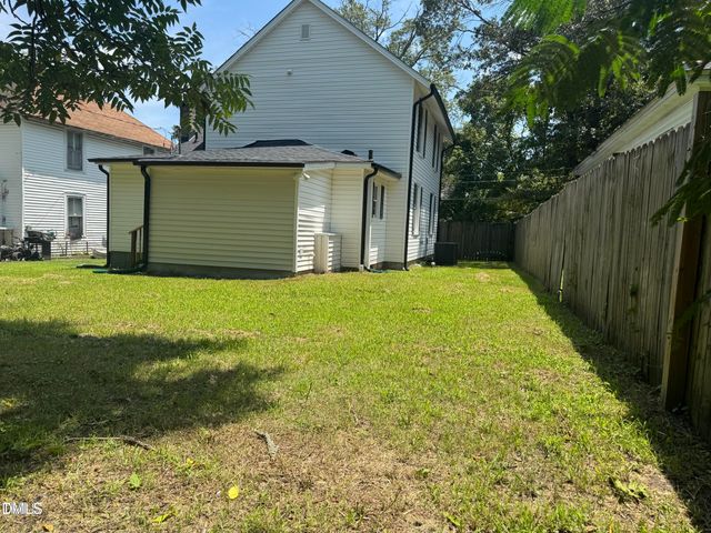 128 Carolina Avenue, Henderson, NC 27536