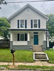 128 Carolina Avenue, Henderson, NC 27536