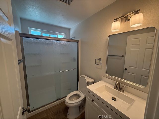 2397 N Apple Avenue, Rialto, CA 92377