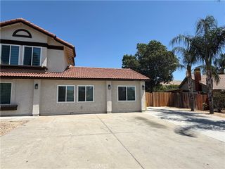 2397 N Apple Avenue, Rialto, CA 92377