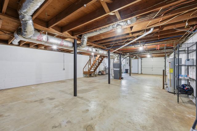 1360 Highway 49, E, Charlotte, TN 37036