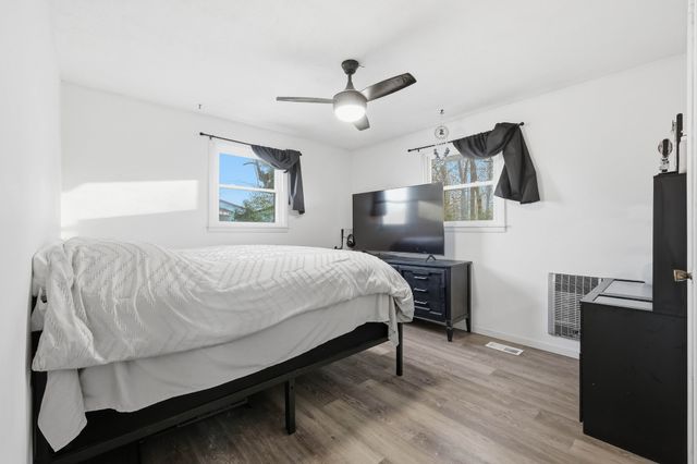 1360 Highway 49, E, Charlotte, TN 37036