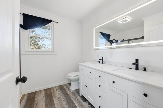 1360 Highway 49, E, Charlotte, TN 37036