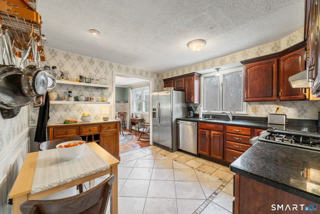 5 Gorman Place, East Hartford, CT 06108