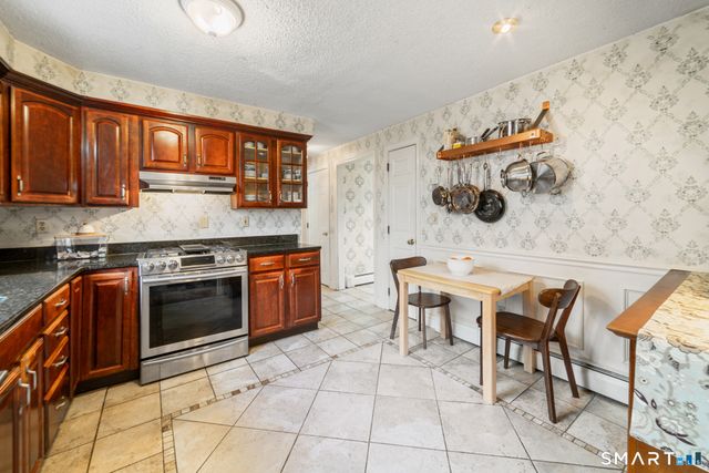 5 Gorman Place, East Hartford, CT 06108