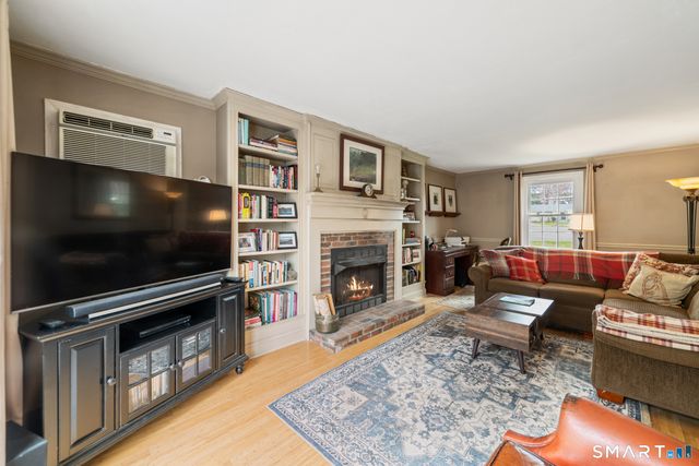5 Gorman Place, East Hartford, CT 06108